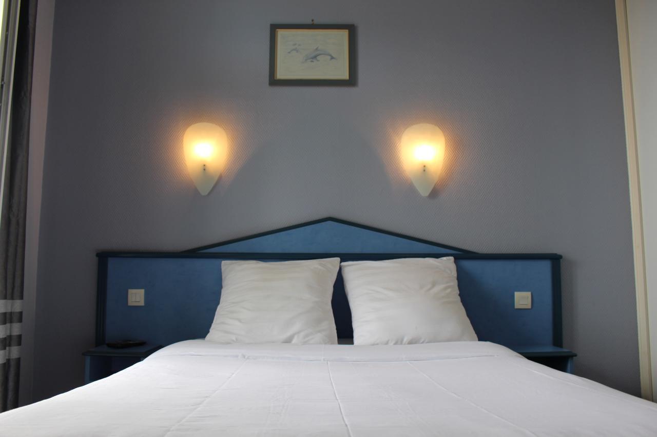Le Voltaire Hotell Berck Exteriör bild