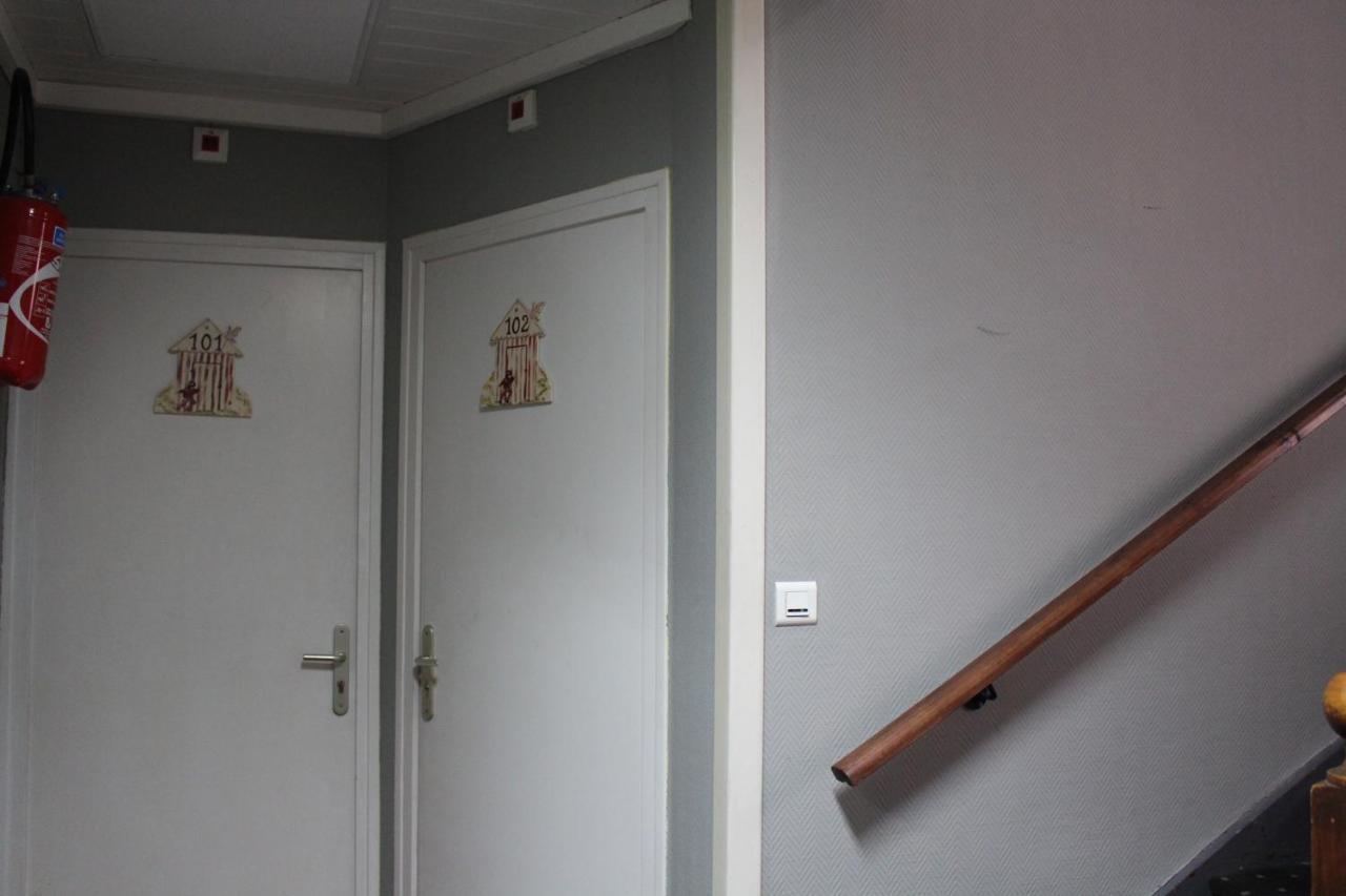 Le Voltaire Hotell Berck Exteriör bild